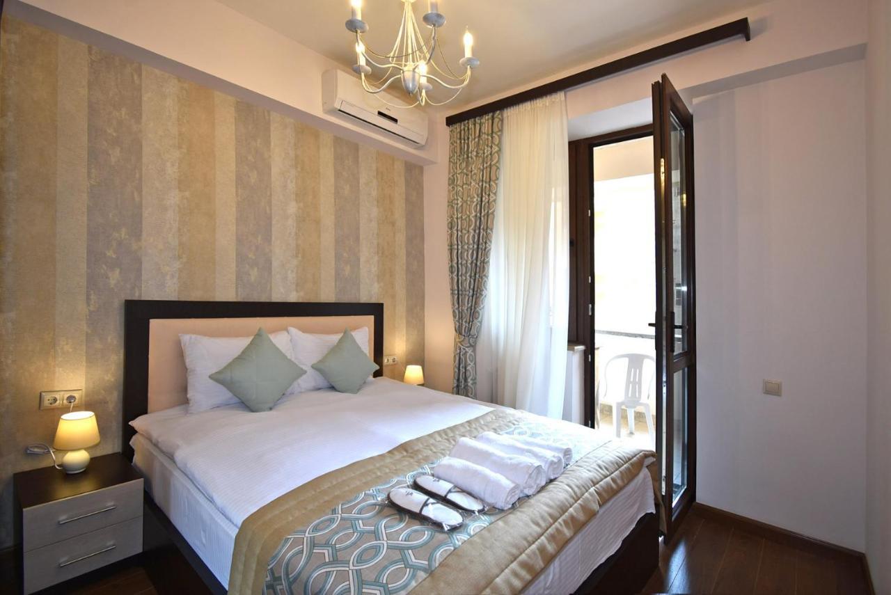 Yerevan4You Patio Екстериор снимка